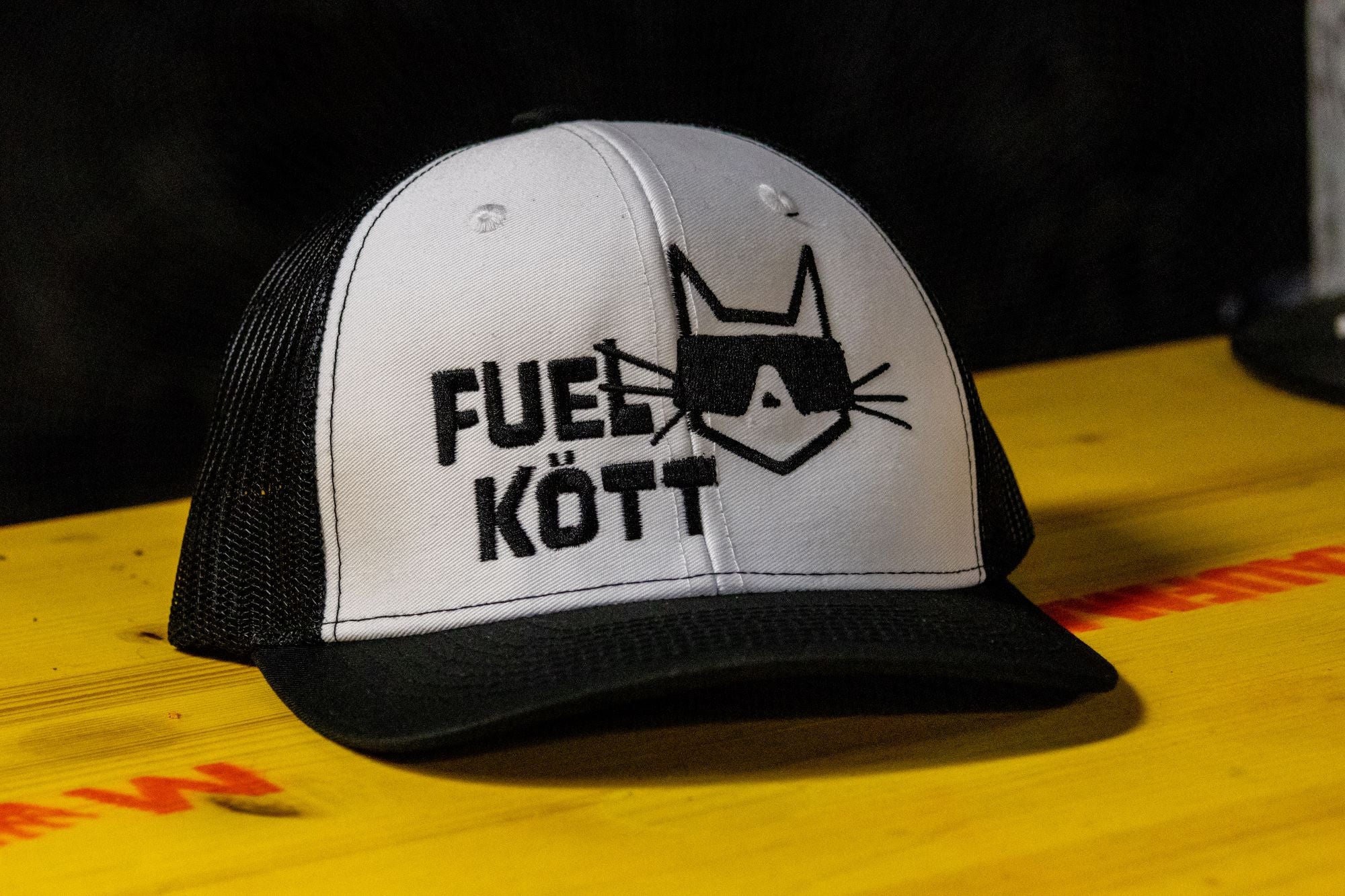 Fatnaður og fleira skemmtilegt! – FuelKött
